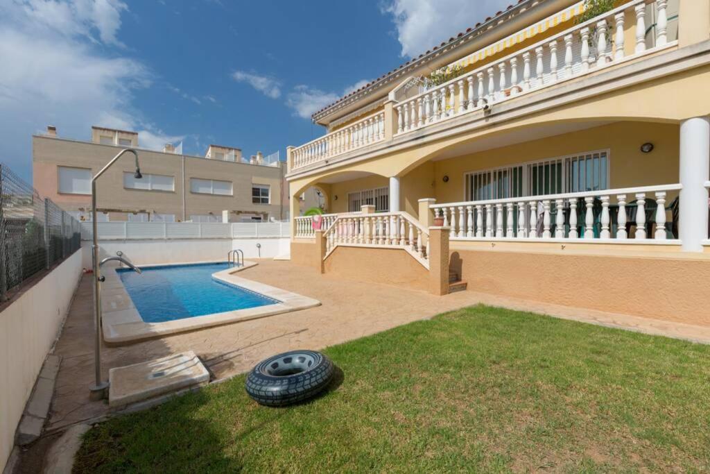 La Rapita - Apartamento De Dos Dormitorios Con Piscina Comunitaria Alcanar Exterior foto