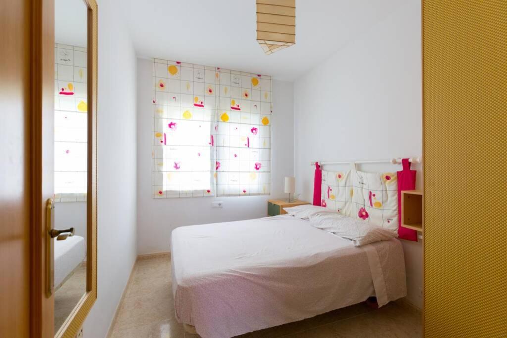 La Rapita - Apartamento De Dos Dormitorios Con Piscina Comunitaria Alcanar Exterior foto