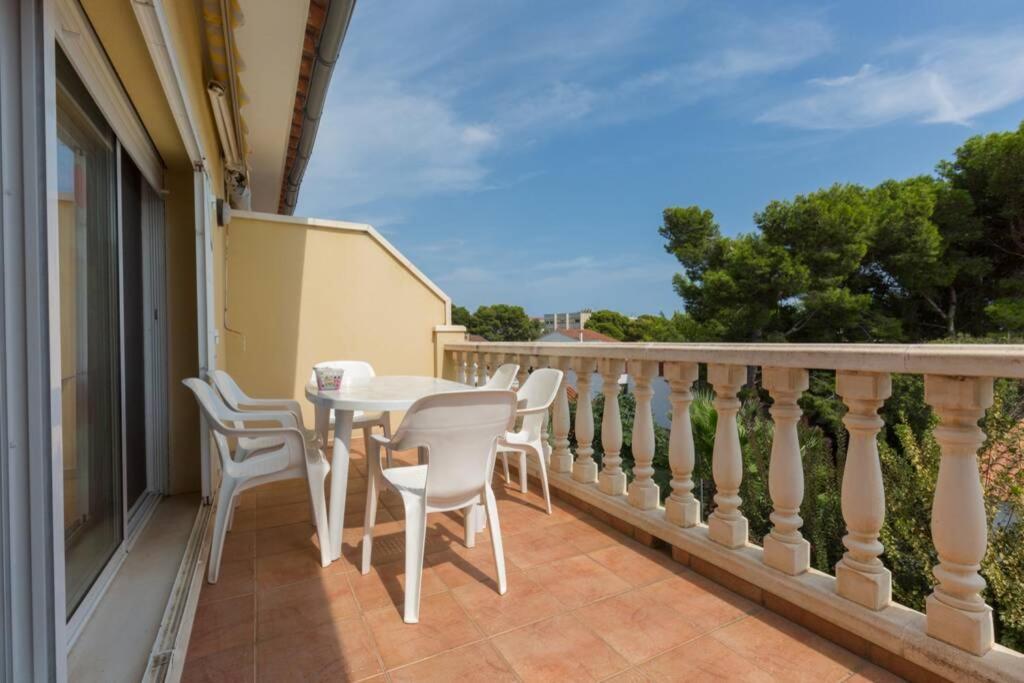 La Rapita - Apartamento De Dos Dormitorios Con Piscina Comunitaria Alcanar Exterior foto